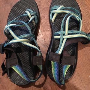 Chaco size 10